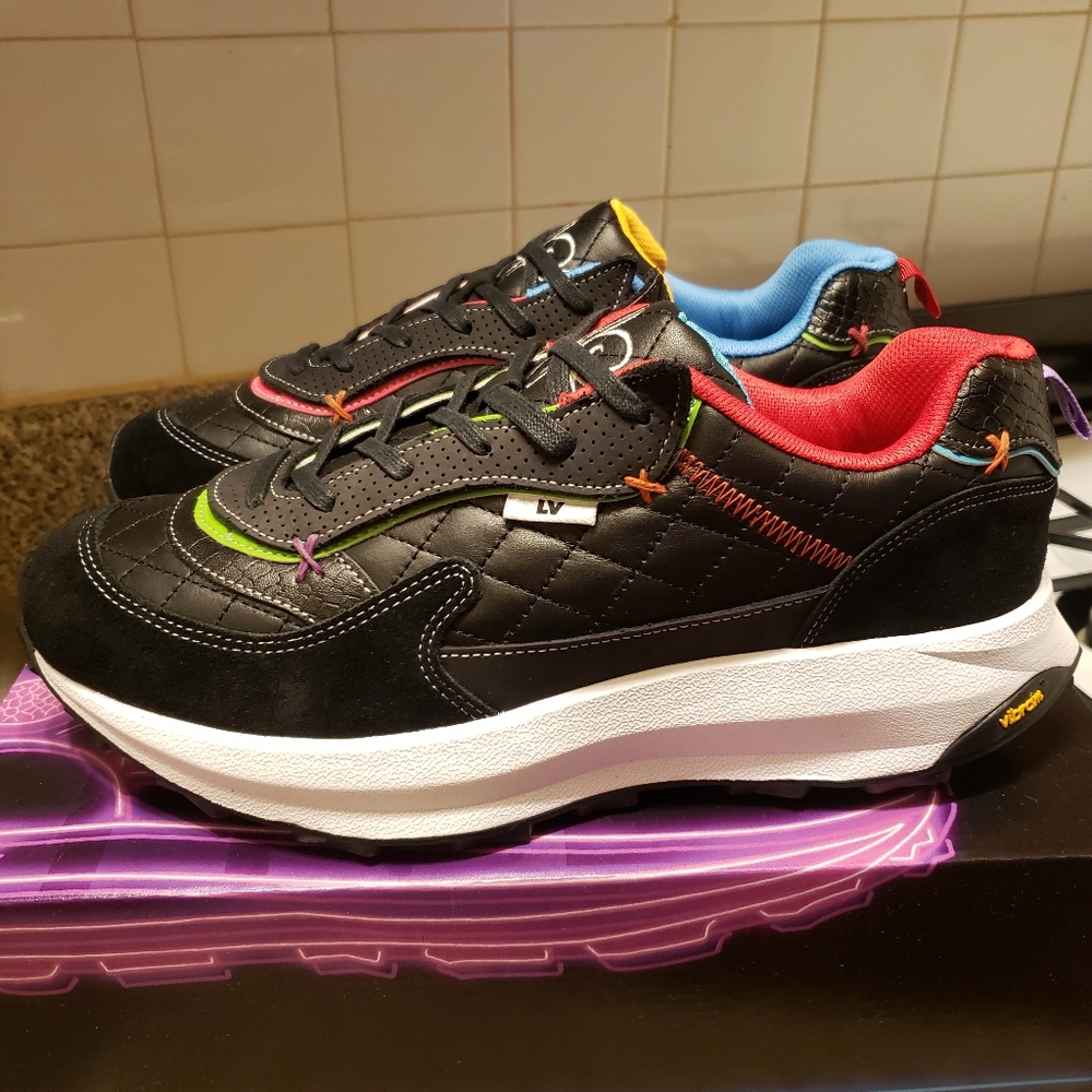 Mache Las Vegas Sneakers!!